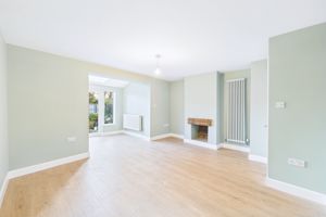 Living room- click for photo gallery